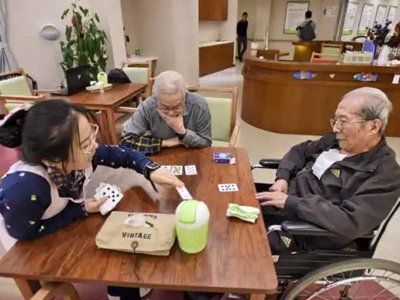 如何评估养老院照顾老人的水平？