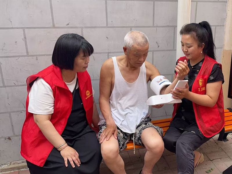 高血压遇上高温，老年病人如何安全度过夏天？