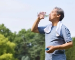炎炎夏季,老年人应该如何健康补水? 炎炎夏季,老年人应该如何健康补水?