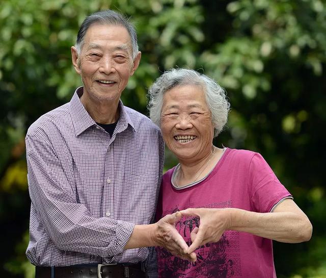 老年人